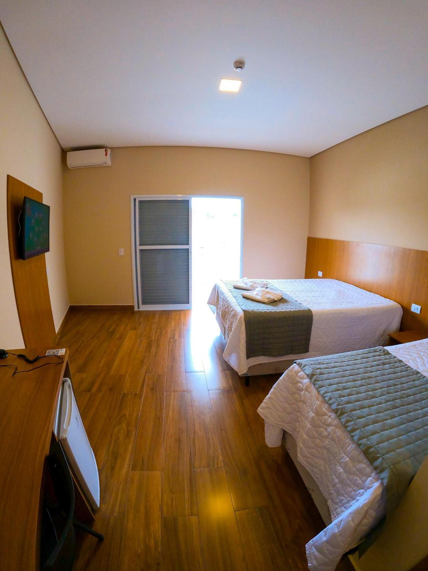 Hotel Beira Rio Piraju Bagian luar foto